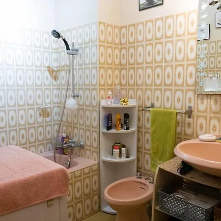 Apartament Tres Joli T2 Proche De La Le Mourillon Tulon